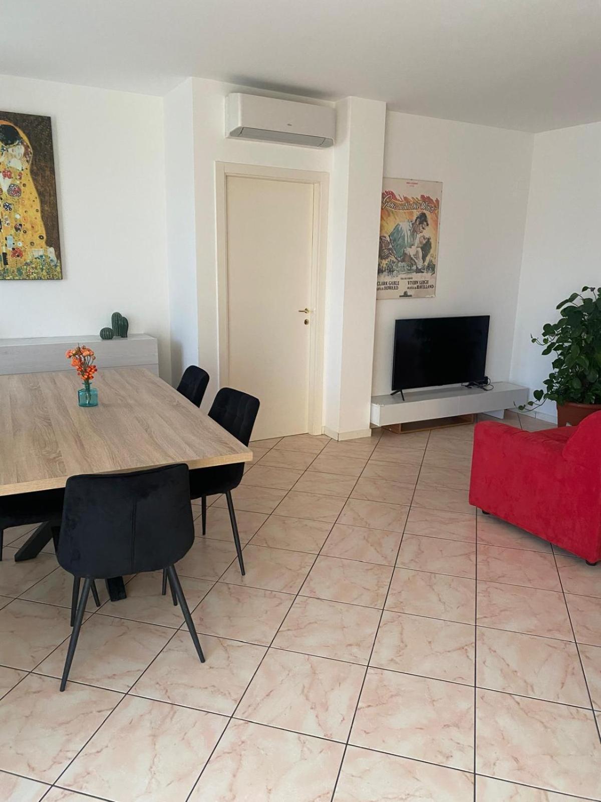 Dante Doc Apartment Равена Екстериор снимка
